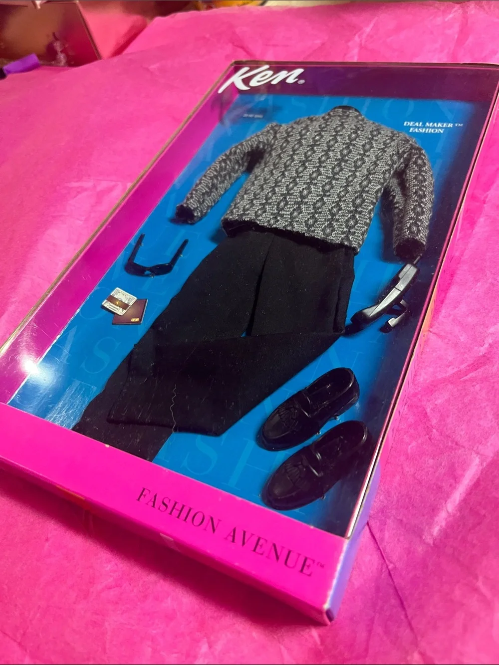 Men's Black & White Knit Sweater